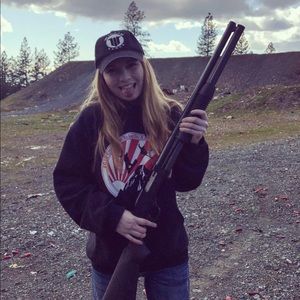 Meet your Posher, Lilia